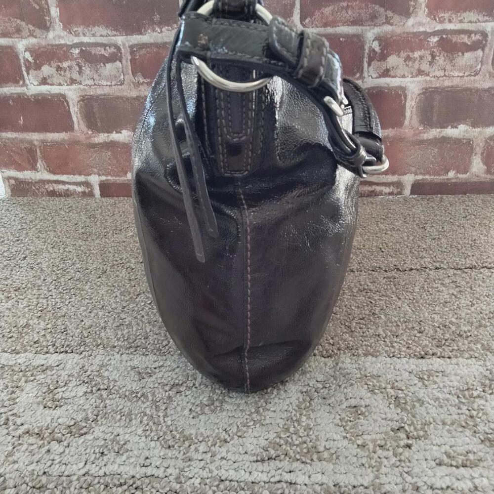 Coach Soho Large Hobo 12687 Deep Plum Purple Patent Leather Shoulder Bag Y2K - Picture 4 of 9